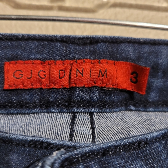 GJG Denim Distressed Jeans - Picture 7 of 16